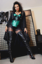 Domina-Lady-Alina-Köln-14