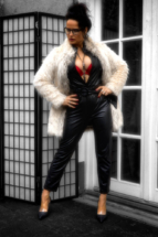 Domina Lady Alinas Fotoshooting im Jan.22-01